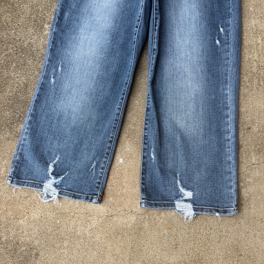 Judy Blue Wide Leg Distressed Jeans Medium Wash Button Fly JB82509MD Size 15/32 - Picture 2 of 11